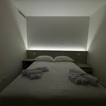 Riviera 86 Bed & Breakfast Endine Gaiano